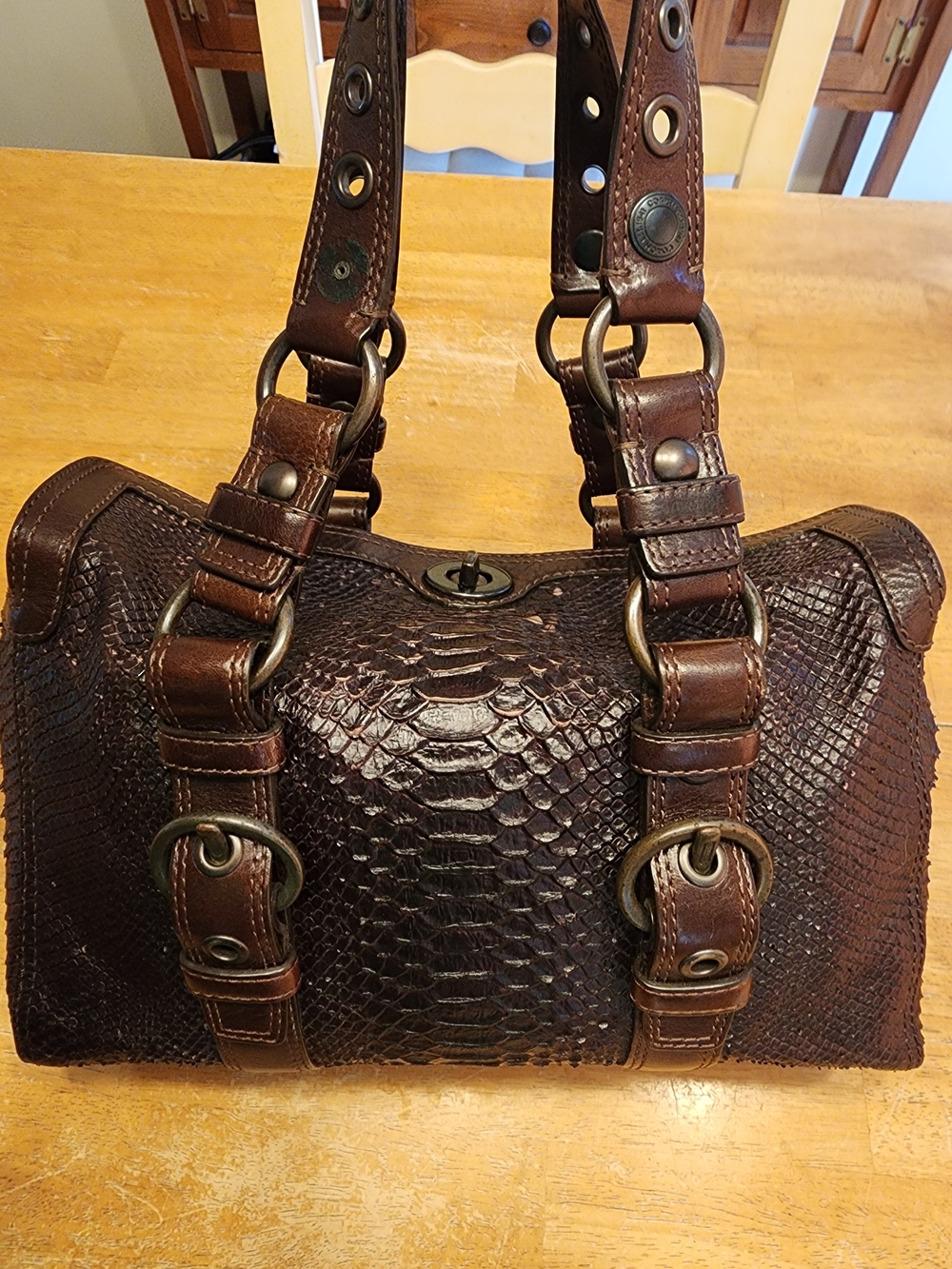 2007 limited edition Coach Chelsea Satchel featuring dark brown python-embossed - Picture 5 of 16